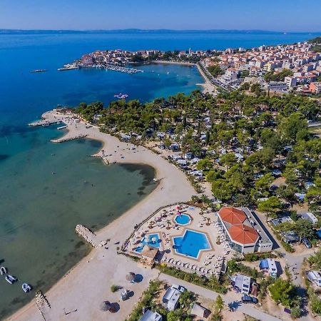 Apartment Gamma With Hydromassage Mini Pool Near Split Zrnovnica Екстер'єр фото
