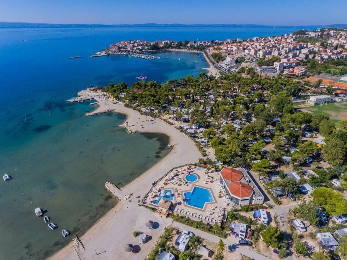 Apartment Gamma With Hydromassage Mini Pool Near Split Zrnovnica Екстер'єр фото
